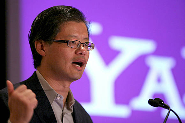 Сооснователь Yahoo Джерри Янг покидает компанию