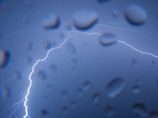 На завтра в Украине объявлено штормовое предупреждение
