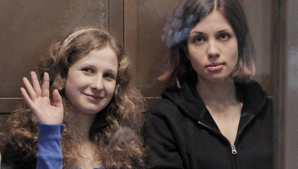 Суд Москвы отказался рассматривать ходатайство адвокатов Pussy Riots