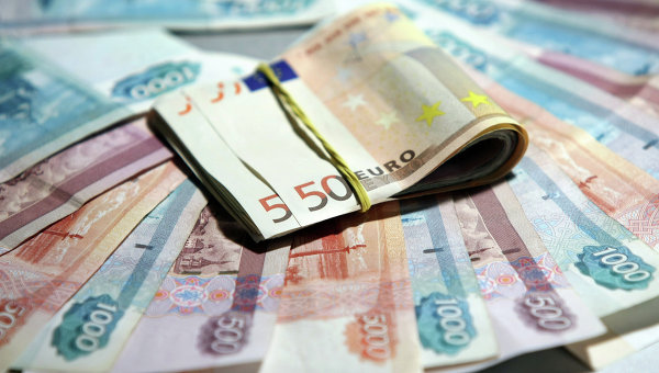 Курс евро превысил исторический максимум в 47,25 рубля