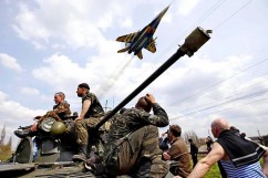 Сегодня на Донбассе могут ввести военное положение