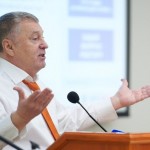 Жириновский: Мы создали ситуацию, когда гибнут дети Украины