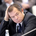 Советник Путина: нужно двигать наши танки на Киев