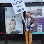 Видео. Бизнесмен Чичваркин в Лондоне протестует против Путина
